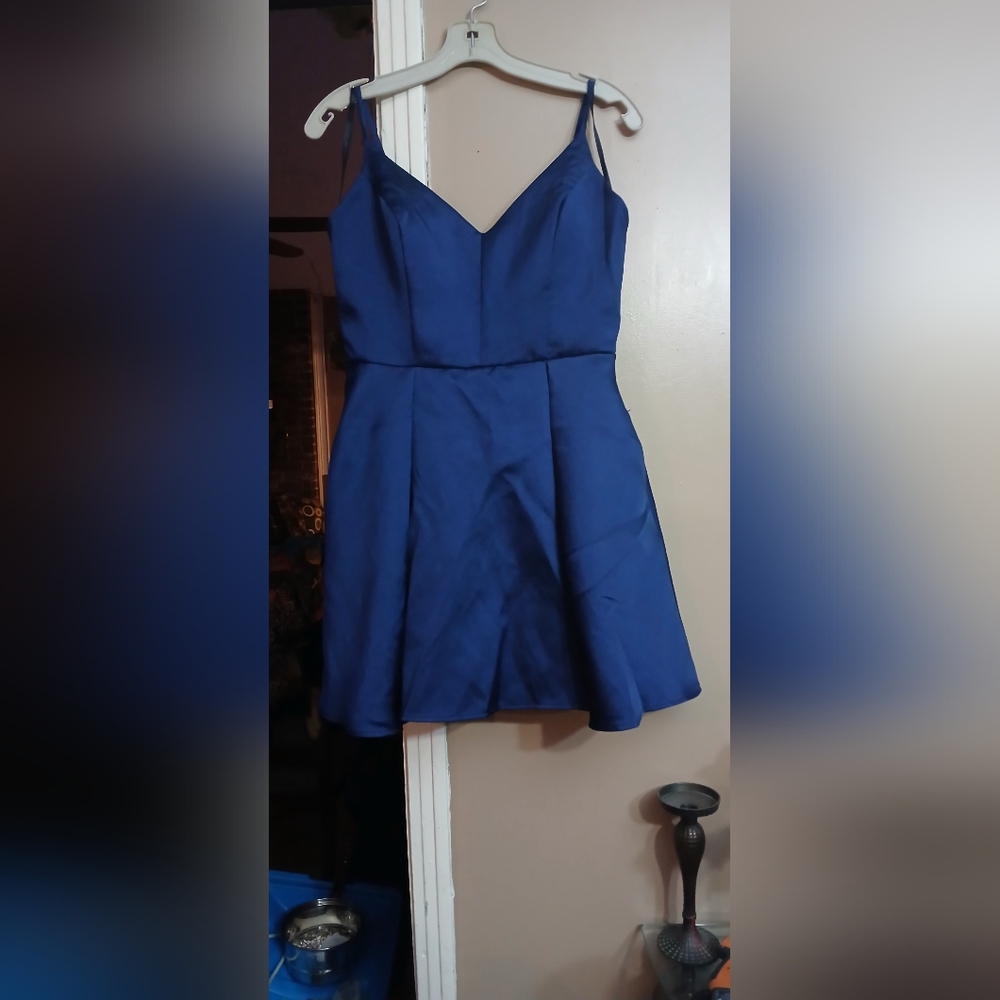 Prom dress - Picture 3 of 5